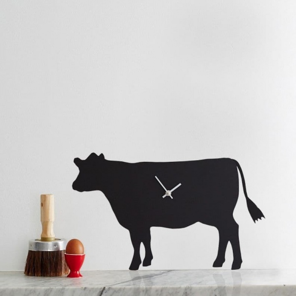 COW CLOCK  WITH WAGGING TAIL