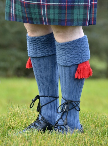 House Of Cheviot Men's Pipe Band Kilt Hose - Ancient Blue