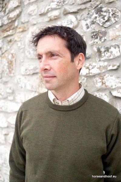Lansdown Country Light Weight Crew Neck Shooting Jumper Without Patches - Forest Green.