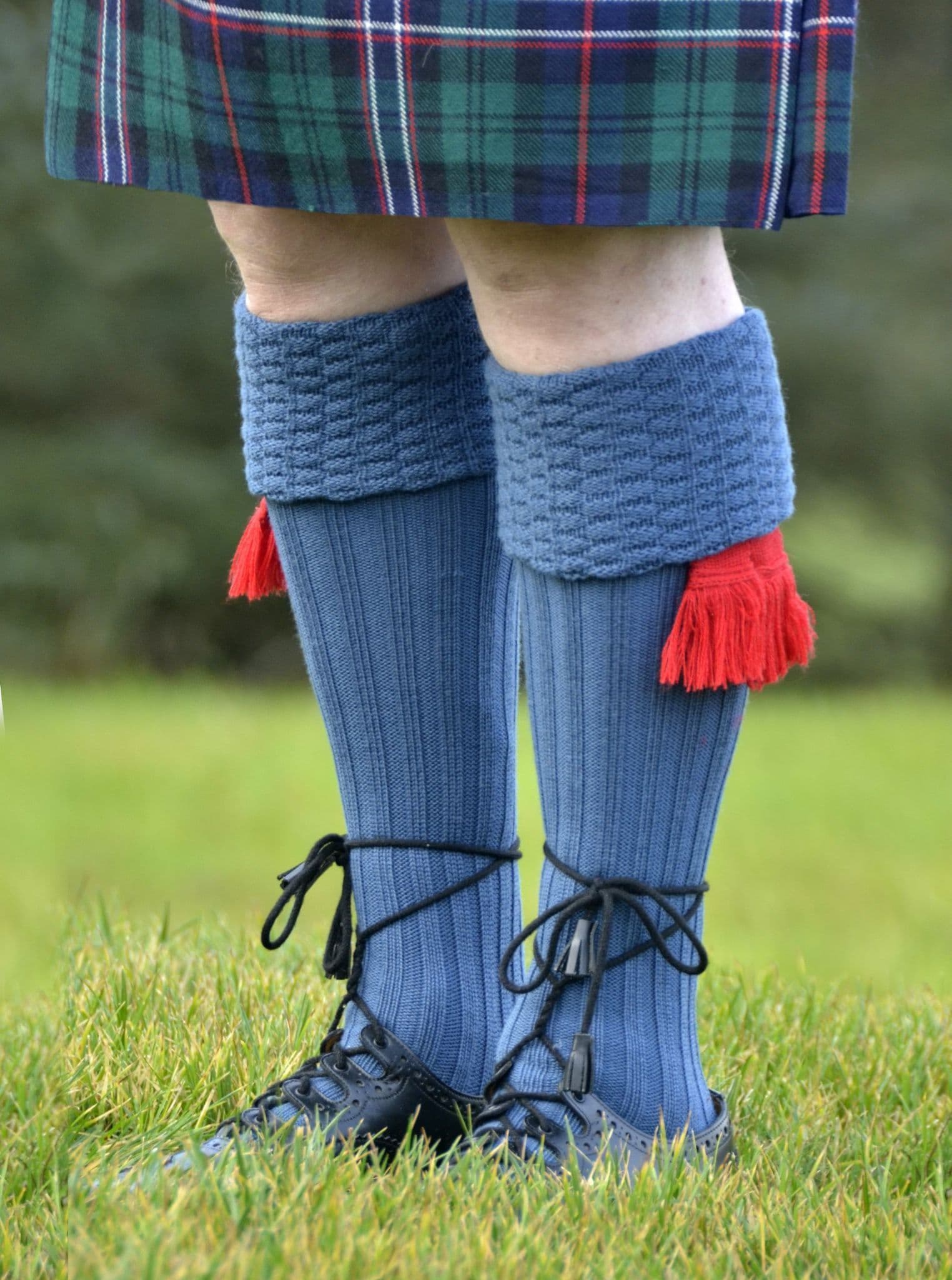 House Of Cheviot Mens Pipe Band Sock Kilt Hose Mid Grey horse and hoof