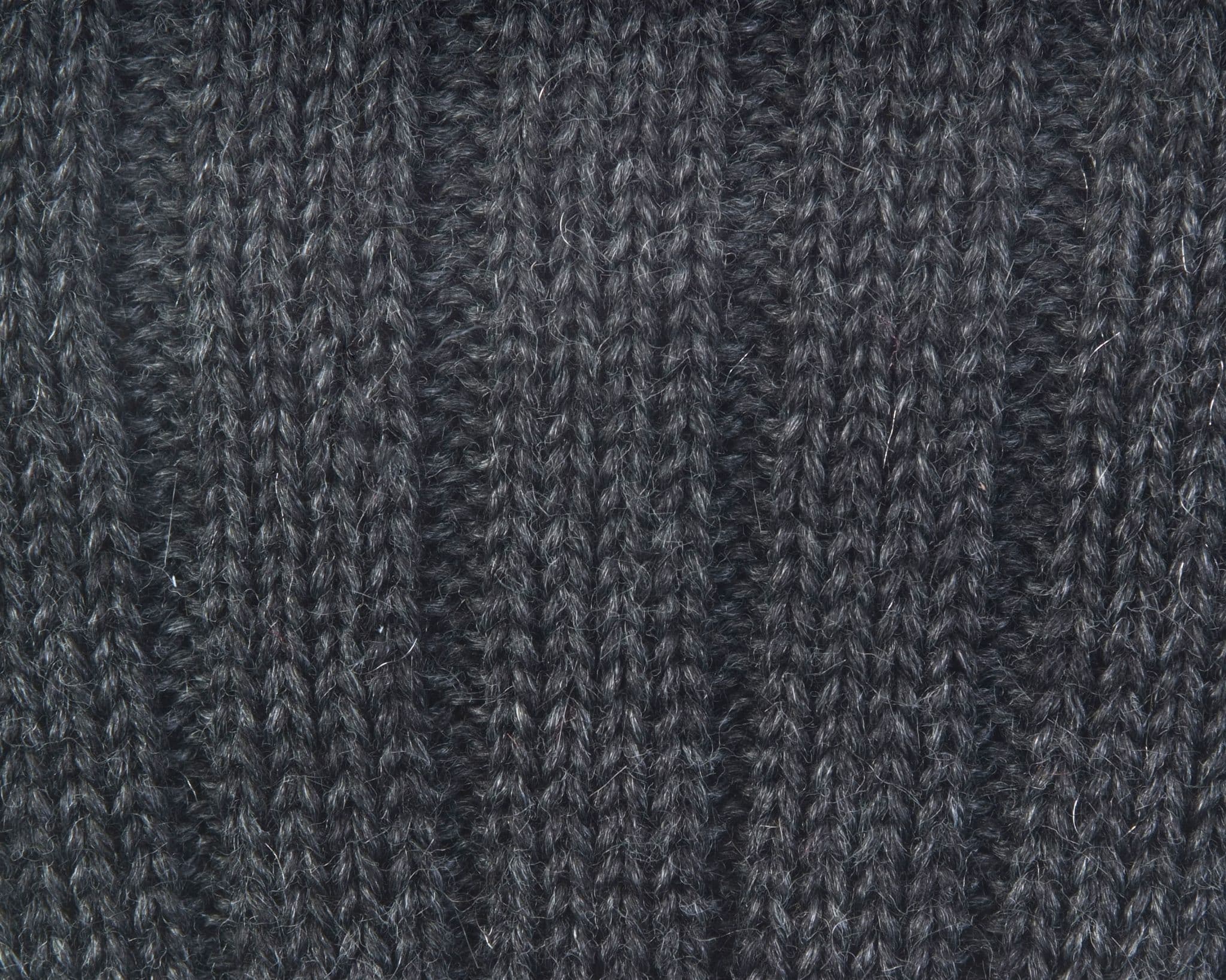House Of Cheviot Men's Skye Cable Rib Sock Kilt Hose - Charcoal