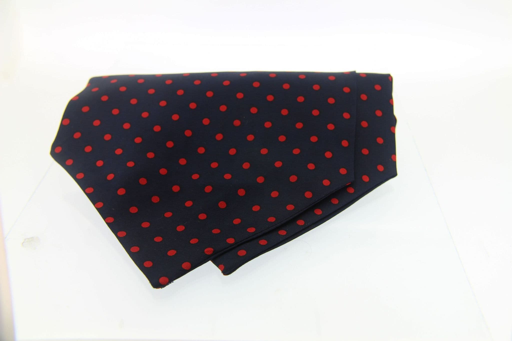 Soprano Navy With Red Spots Silk Country Cravat