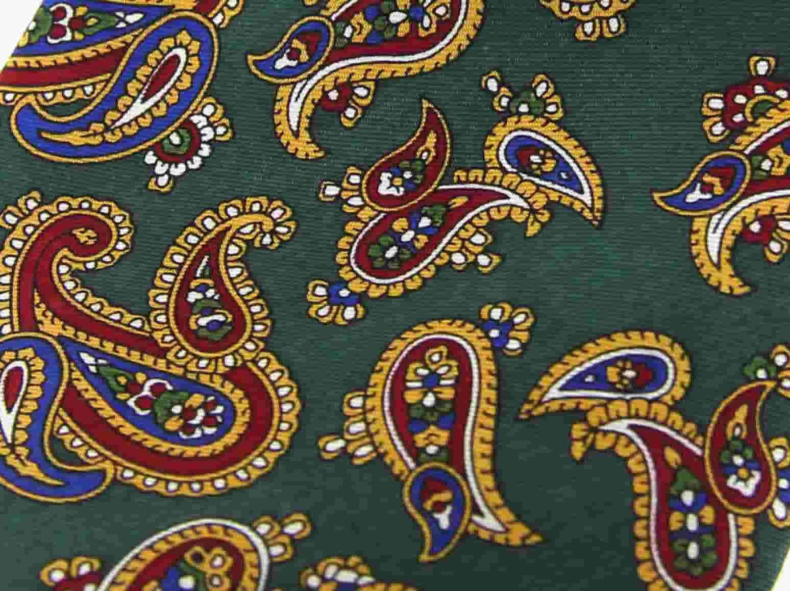 Soprano Paisley Printed Silk Twill Country Handkerchief - Forest Green