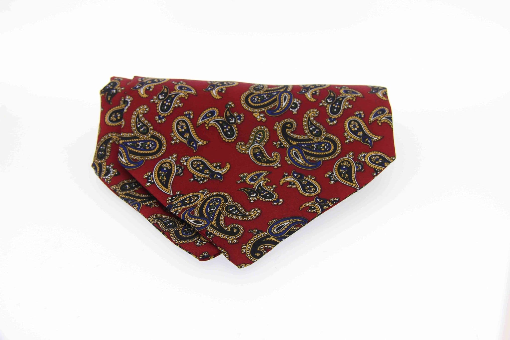 Soprano Paisley Red Silk Country Cravat
