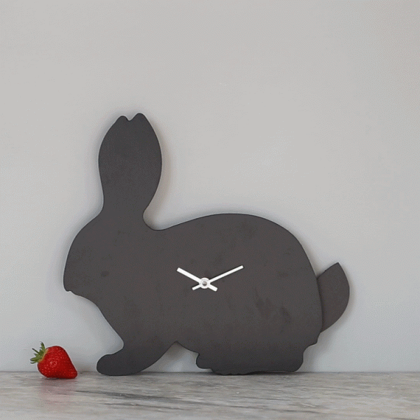 RABBIT CLOCK  WITH WAGGING TAIL