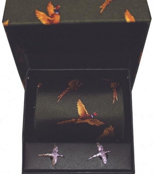 Soprano Country Green Flying Pheasant Country Printed Silk Tie and Cufflink Gift Box Set