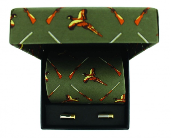 Soprano Green Flying Pheasants and Shotguns Country Printed Silk Tie and Cufflink Gift Box Set