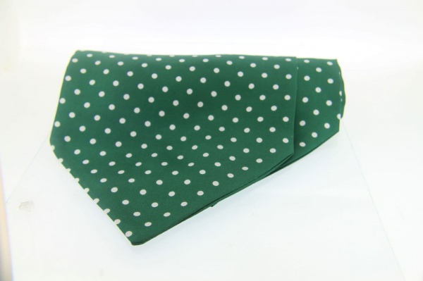 Soprano Green with White Spots Silk Country Cravat