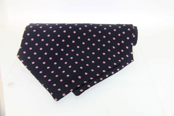 Soprano Navy with Pink Spots Silk Country Cravat