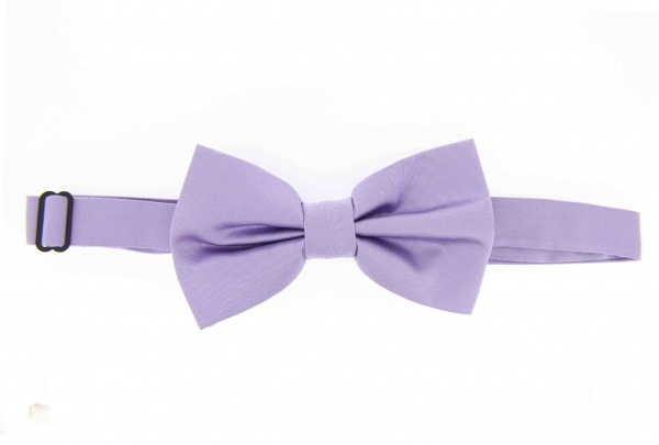 Soprano Satin Pre-Tied Light Lilac Country Silk Bow Tie