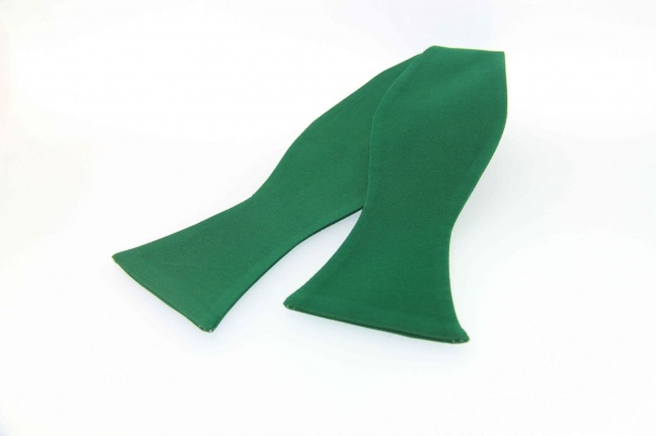 Soprano Satin Self-Tie Emerald Green Country Silk Bow Tie