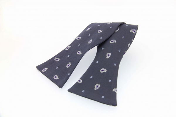 Soprano Woven Self-Tied Grey Paisley Country Silk Bow Tie